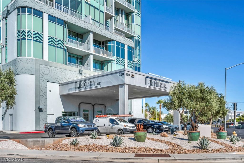 360 East Desert Inn Road 509, Las Vegas, NV 89109 — photo 2