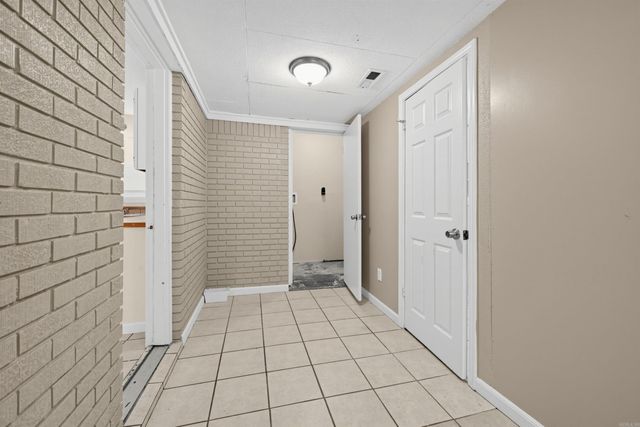 6 Betty Jean Circle, Little Rock, AR 72209