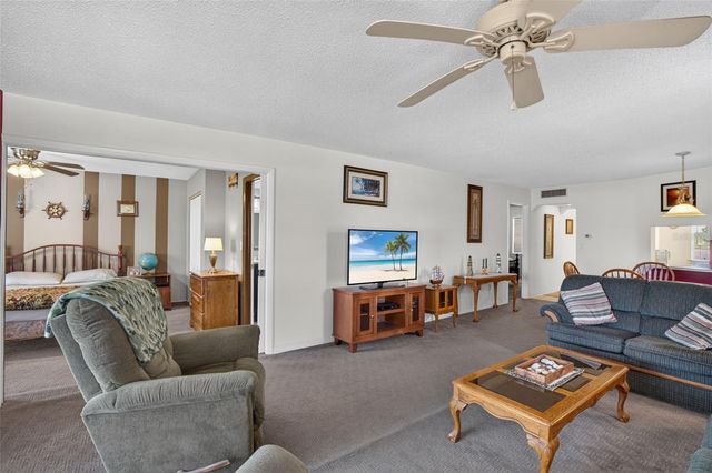 8693 BARDMOOR BOULEVARD 301B, Largo, FL 33777