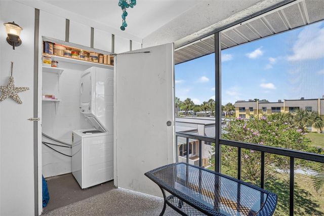 8693 BARDMOOR BOULEVARD 301B, Largo, FL 33777