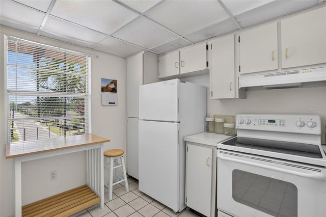 8693 BARDMOOR BOULEVARD 301B, Largo, FL 33777