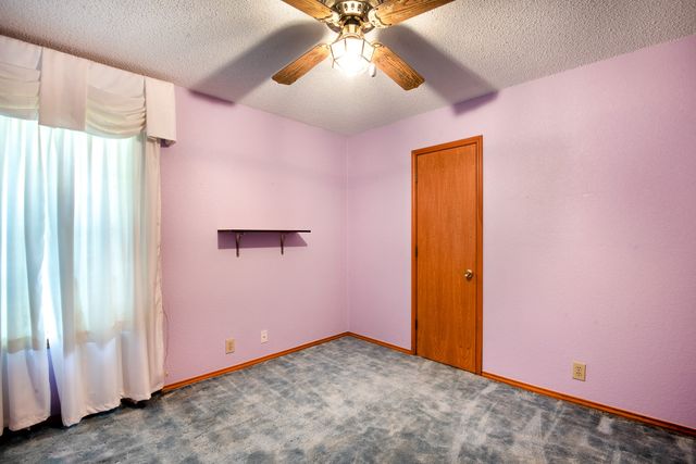 6883 County Road 4098, Kaufman, TX 75142