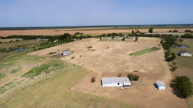 6883 County Road 4098, Kaufman, TX 75142