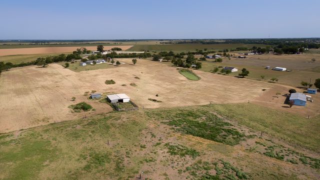 6883 County Road 4098, Kaufman, TX 75142