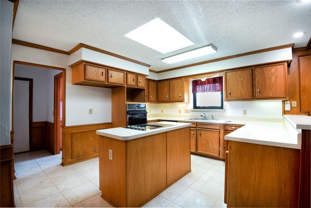 6883 County Road 4098, Kaufman, TX 75142