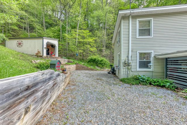 126 Shadow Mountain Road, Roan Mountain, TN 37687