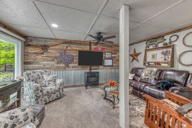 126 Shadow Mountain Road, Roan Mountain, TN 37687