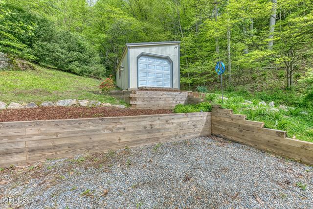 126 Shadow Mountain Road, Roan Mountain, TN 37687