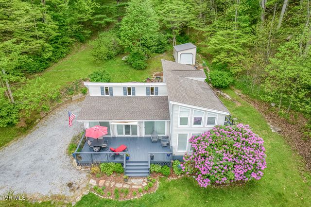 126 Shadow Mountain Road, Roan Mountain, TN 37687