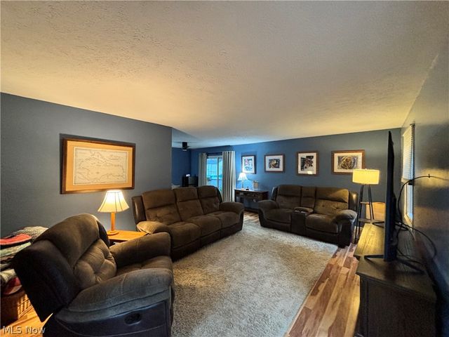 12793 Mark Path, Doylestown, OH 44230