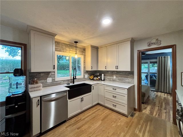 12793 Mark Path, Doylestown, OH 44230