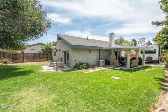 624 Paseo Montecito, Newbury Park, CA 91320