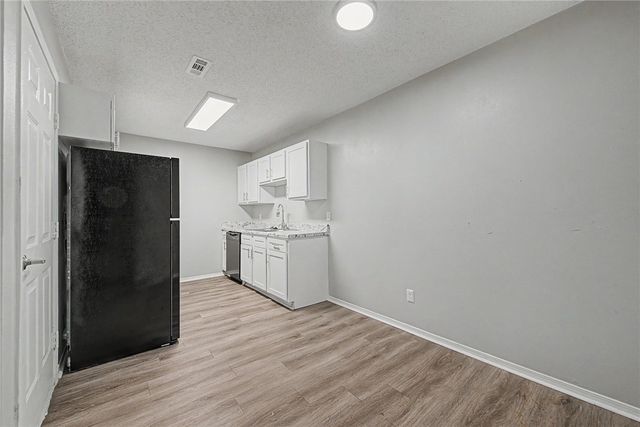 4394 & 4396 W Thrasher Drive, Fayetteville, AR 72704