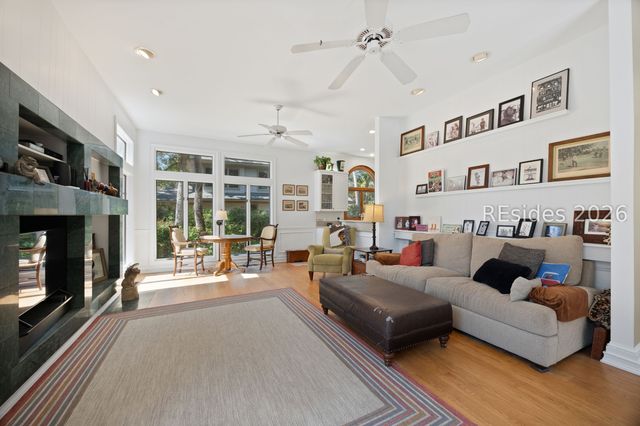 13 Beach Lagoon Rd, Hilton Head Island, SC 29928