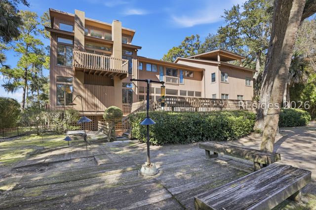 13 Beach Lagoon Rd, Hilton Head Island, SC 29928