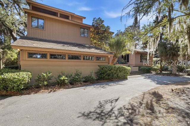13 Beach Lagoon Rd, Hilton Head Island, SC 29928