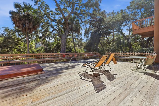 13 Beach Lagoon Rd, Hilton Head Island, SC 29928