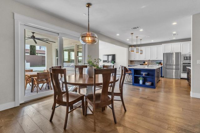 2192 Ranch View Dr, Rocklin, CA 95765