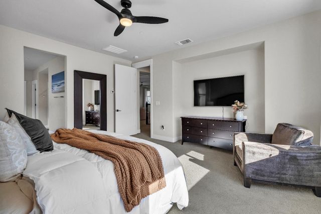 2192 Ranch View Dr, Rocklin, CA 95765