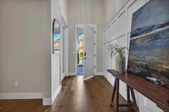 2192 Ranch View Dr, Rocklin, CA 95765