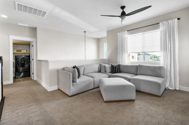 2192 Ranch View Dr, Rocklin, CA 95765