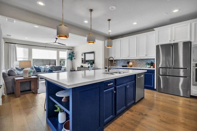 2192 Ranch View Dr, Rocklin, CA 95765