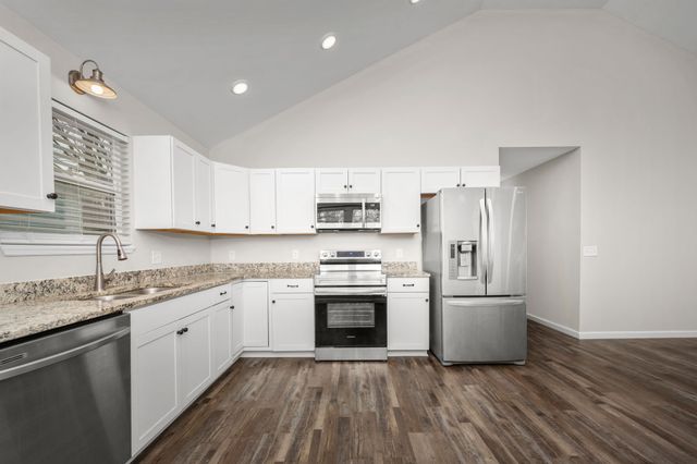 280 Luster Ln, Hartsville, TN 37074