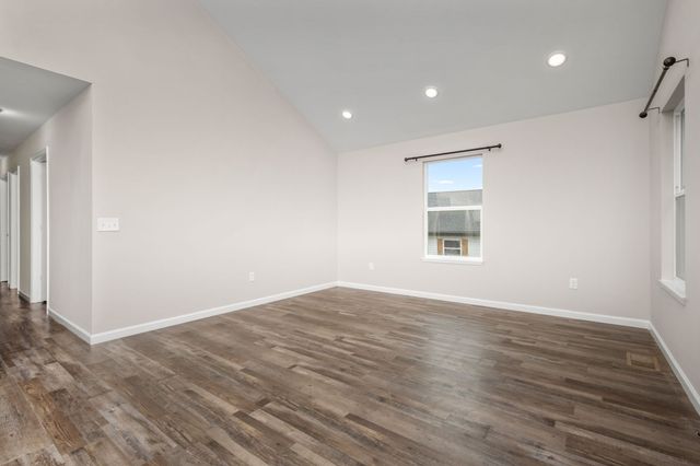 280 Luster Ln, Hartsville, TN 37074