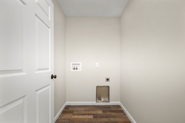 280 Luster Ln, Hartsville, TN 37074