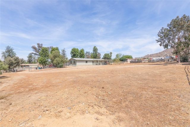 25340 Sultanas, Homeland, CA 92548