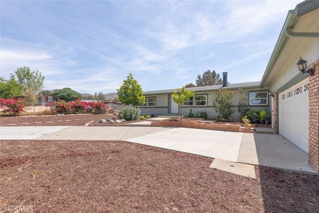 25340 Sultanas, Homeland, CA 92548
