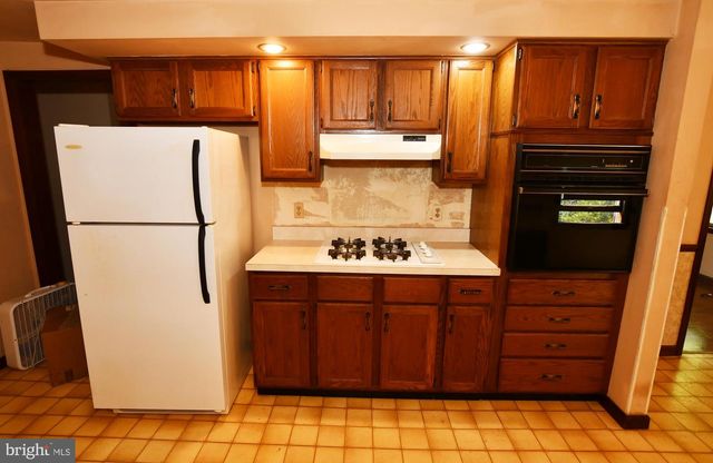 2111 SHAWN DR, Middletown, VA 22645