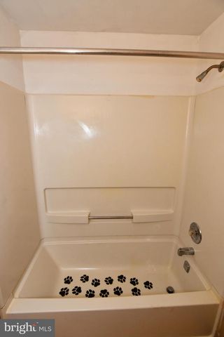 2111 SHAWN DR, Middletown, VA 22645