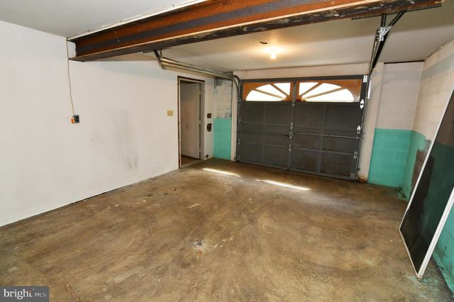 2111 SHAWN DR, Middletown, VA 22645