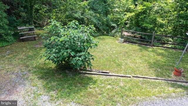 2111 SHAWN DR, Middletown, VA 22645