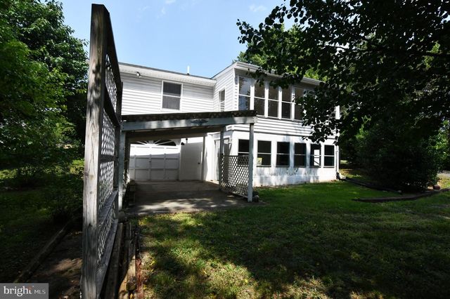2111 SHAWN DR, Middletown, VA 22645