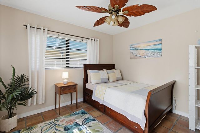 311 59TH STREET, Holmes Beach, FL 34217