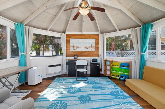 311 59TH STREET, Holmes Beach, FL 34217