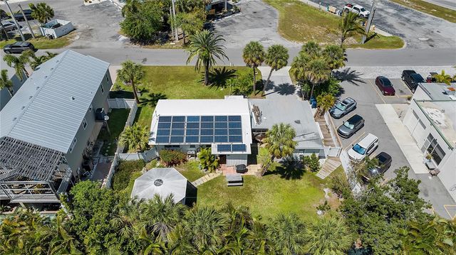 311 59TH STREET, Holmes Beach, FL 34217