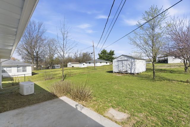 1255 E Bonaire Drive, Springfield, MO 65803