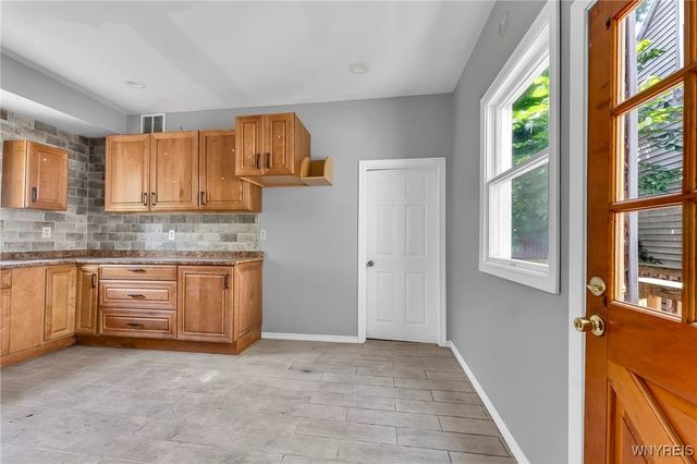 33 Lafayette Avenue, Buffalo, NY 14213