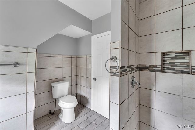 33 Lafayette Avenue, Buffalo, NY 14213