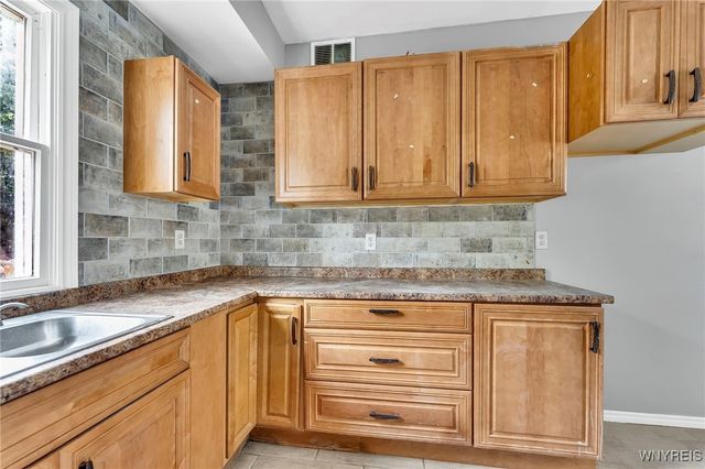 33 Lafayette Avenue, Buffalo, NY 14213