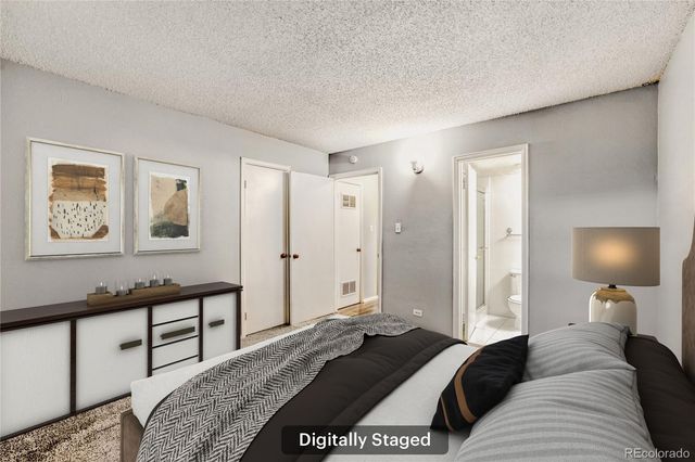 2301 E Fremont Avenue X02, Centennial, CO 80122