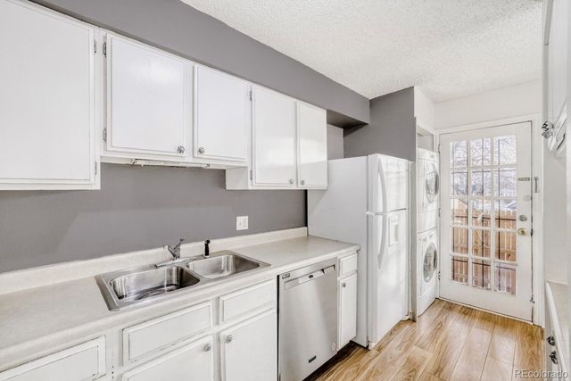 2301 E Fremont Avenue X02, Centennial, CO 80122