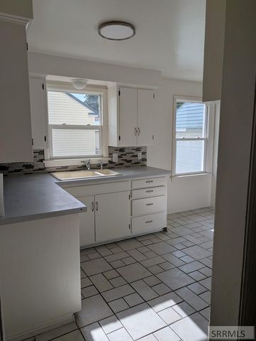 244 E 24th Street, Idaho Falls, ID 83404