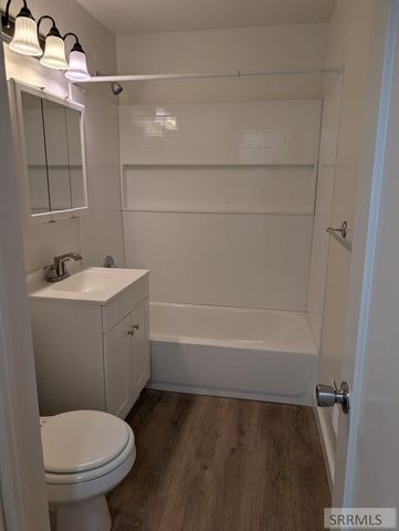 244 E 24th Street, Idaho Falls, ID 83404