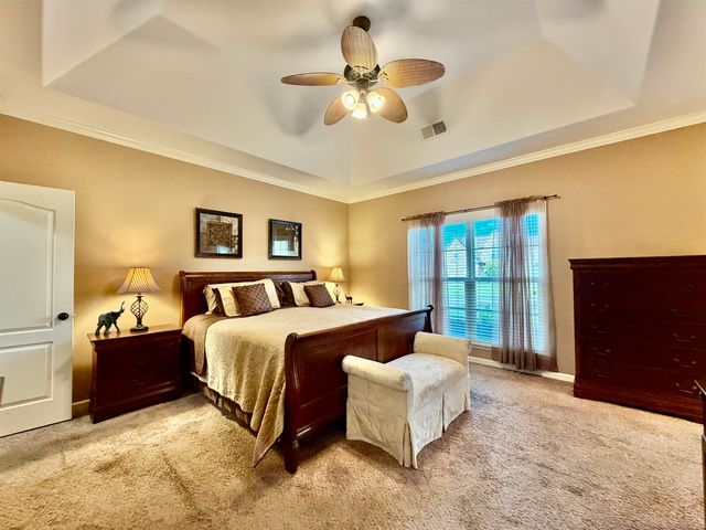 65 BURTON PLACE DR, Oakland, TN 38060