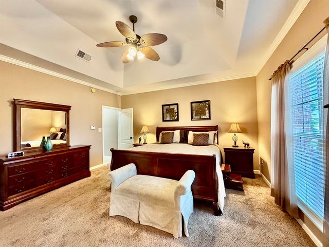 65 BURTON PLACE DR, Oakland, TN 38060