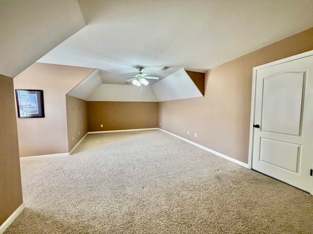 65 BURTON PLACE DR, Oakland, TN 38060